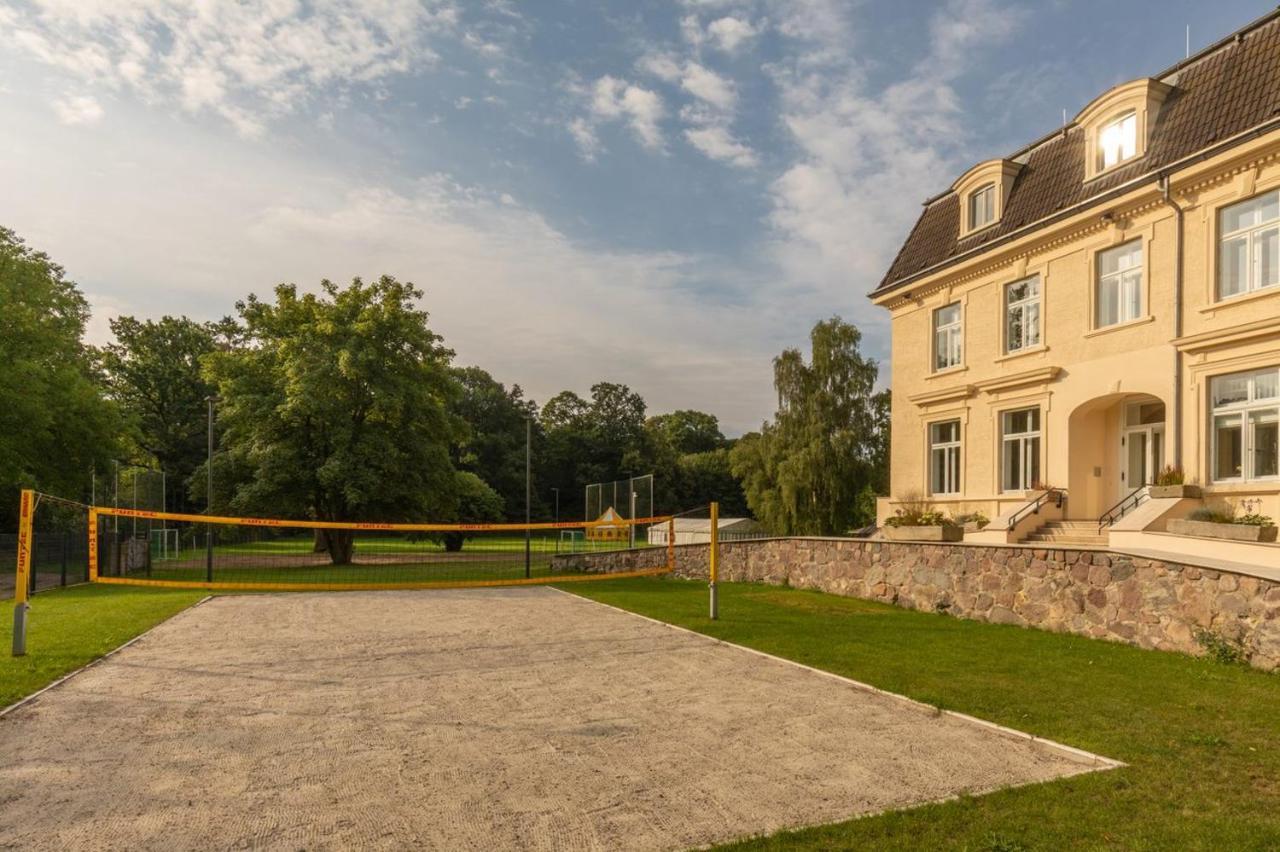 Familienhotel Schloss Leizen Bioverpflegung Exterior photo
